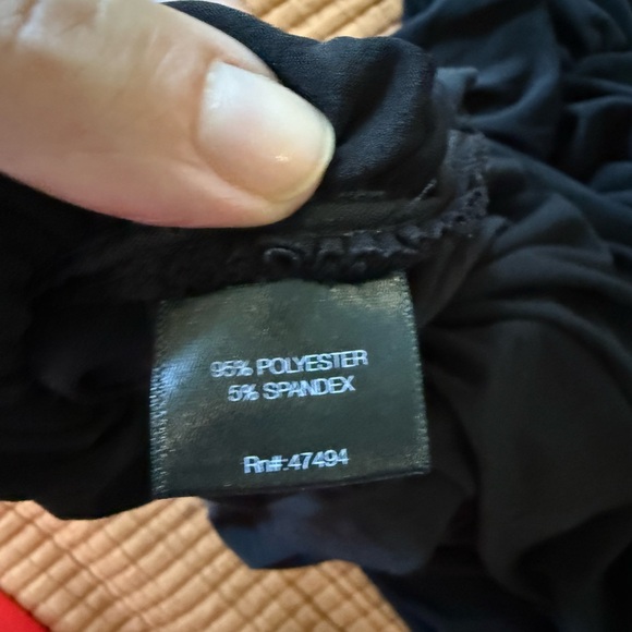 Norma Kamali XL Black Shirred Skirt to Knee Convertible - Picture 5 of 6